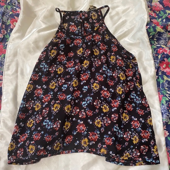 Tank top - Picture 1 of 3